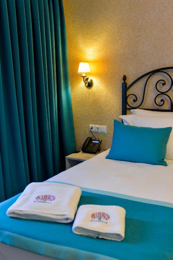 Hotel Magnolia In The City Centre Kutaisi Exterior photo